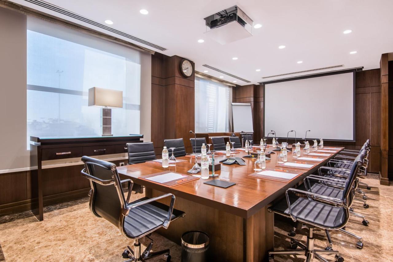 Crowne Plaza Madinah By Ihg Hotell Medina Eksteriør bilde Meeting room