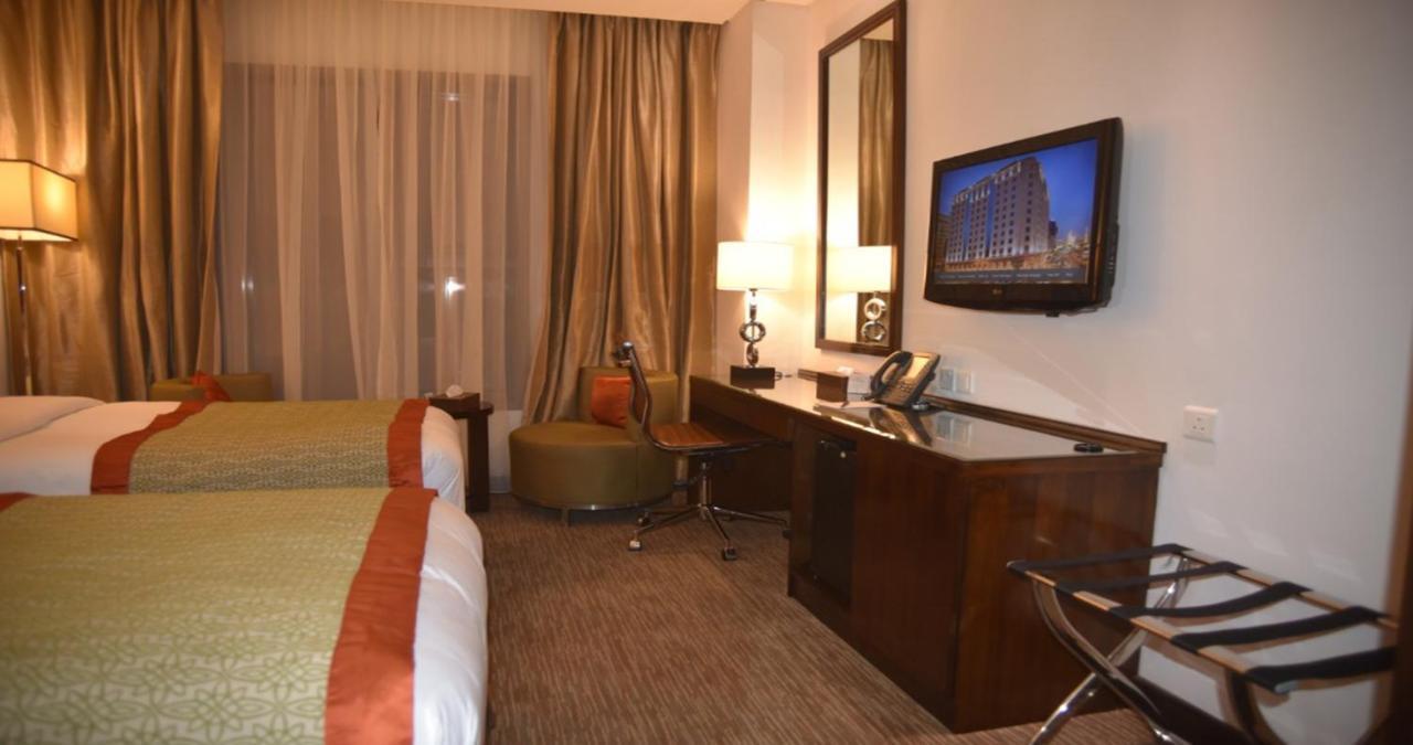 Crowne Plaza Madinah By Ihg Hotell Medina Eksteriør bilde
