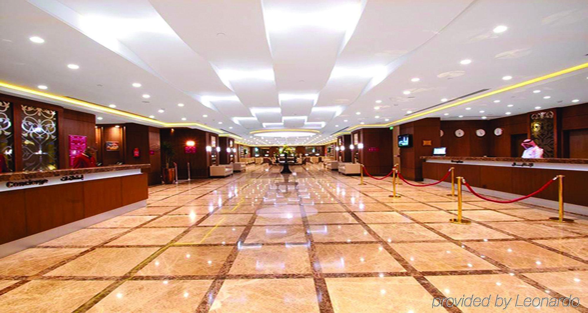 Crowne Plaza Madinah By Ihg Hotell Medina Eksteriør bilde Lobby