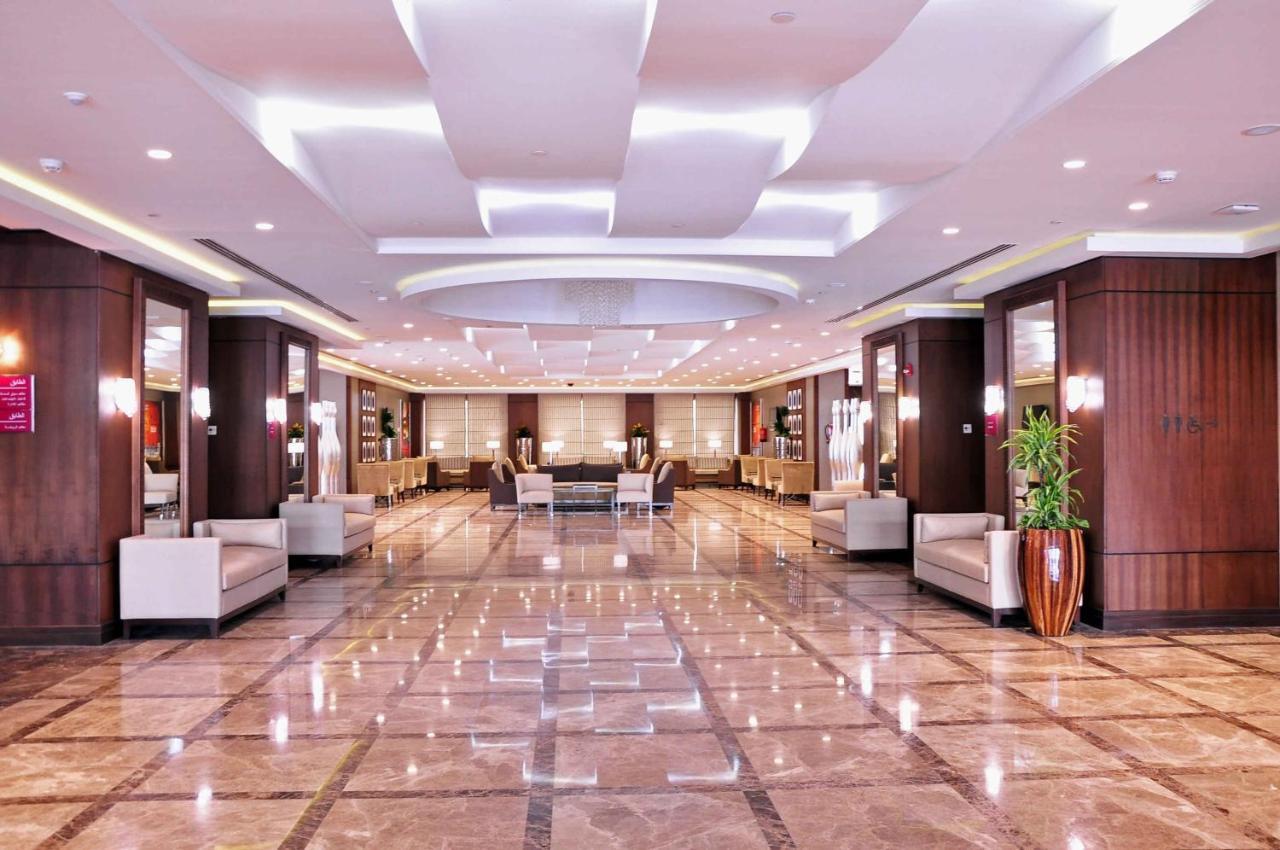 Crowne Plaza Madinah By Ihg Hotell Medina Eksteriør bilde Lobby